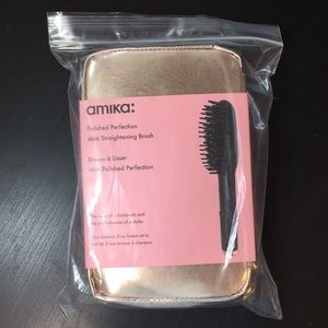 Amika Polished Perfection Mini Straightening Brush